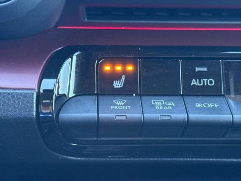 Certified 2024 Toyota Prius Prime image 19