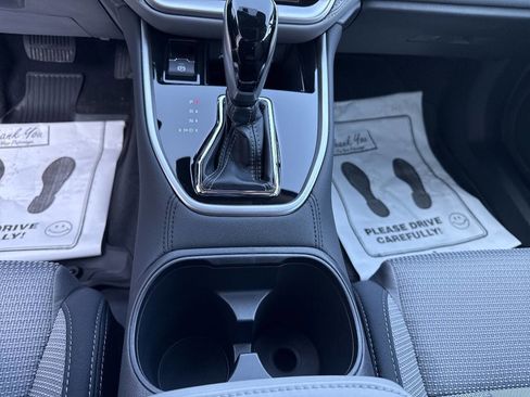 Certified 2025 Subaru Outback Premium w/ Popular Package #1A image 19