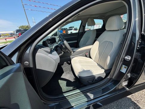 Used 2024 Hyundai Sonata SEL w/ Convenience Package image 10