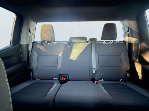 Used 2022 Chevrolet Silverado 1500 Custom w/ Safety Confidence Package image 14