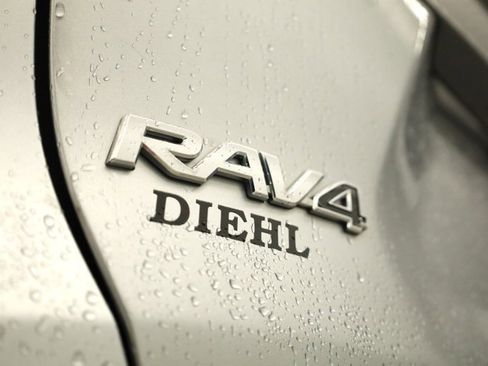 Used 2021 Toyota RAV4 AWD Hybrid image 36