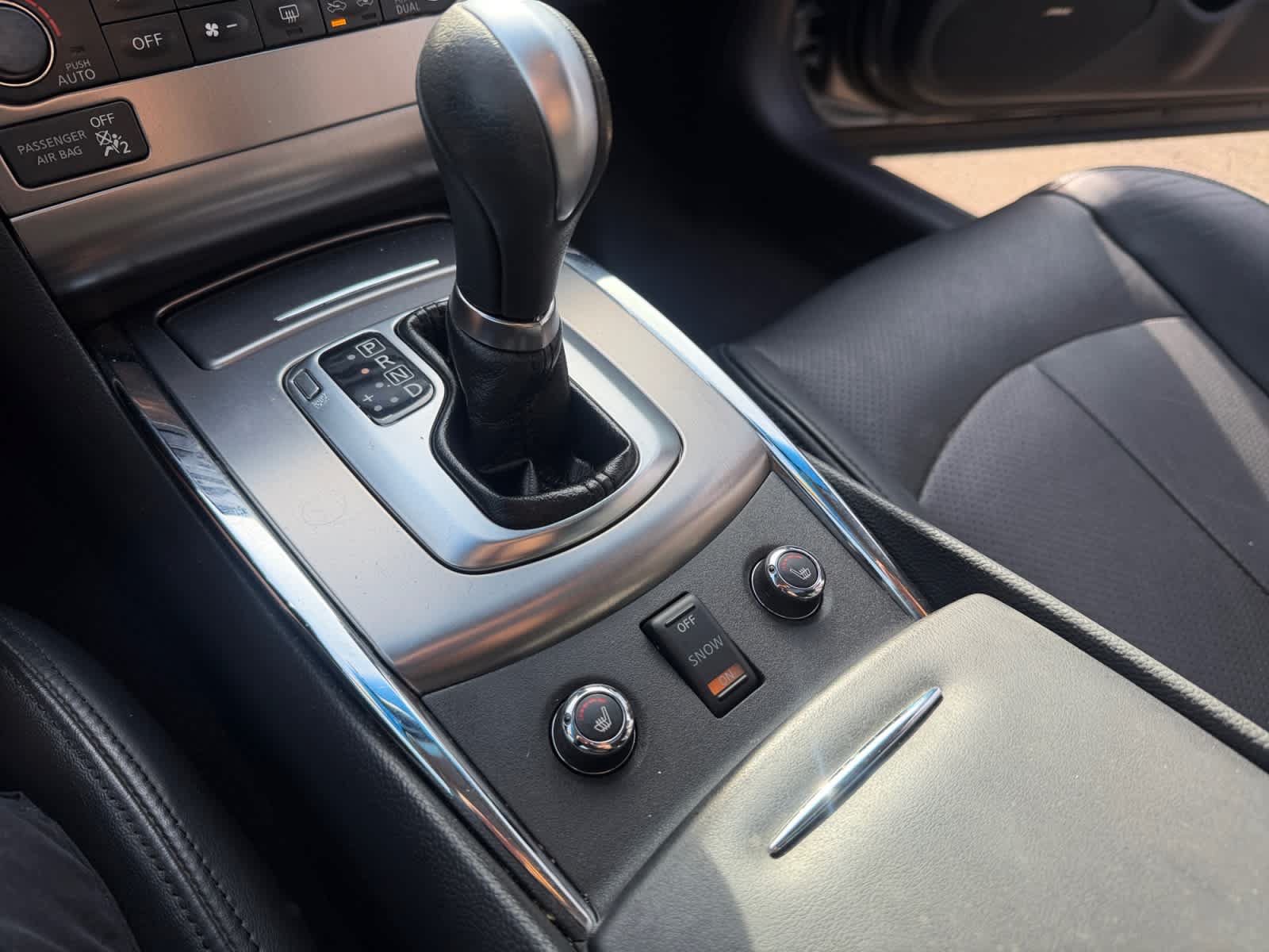 Used 2015 INFINITI Q40 AWD w/ Navigation Package image 33
