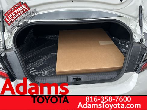 Used 2026 Toyota GR86 Premium RWD image 7