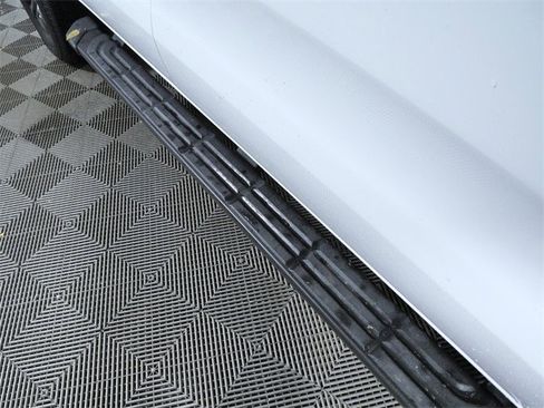 Certified 2023 Ford Ranger XLT w/ Equipment Group 302A High image 11