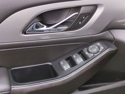 Certified 2023 Chevrolet Traverse LT image 23