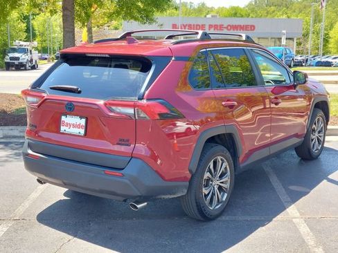 Certified 2022 Toyota RAV4 XLE Premium AWD/4WD image 25
