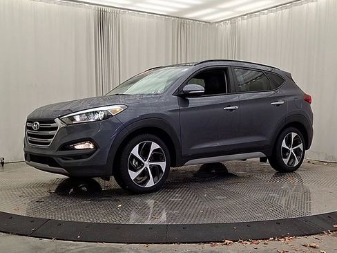 Used 2018 Hyundai Tucson Limited w/ Ultimate Package 02 image 3