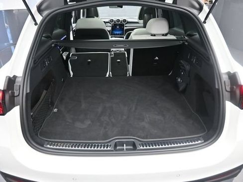 Used 2026 Mercedes-Benz GLC 300 image 24