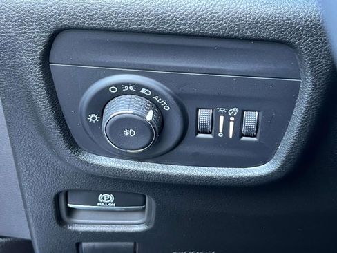 Certified 2021 Jeep Grand Cherokee L Limited image 17