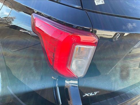 Used 2020 Ford Explorer XLT w/ Equipment Group 202A image 34