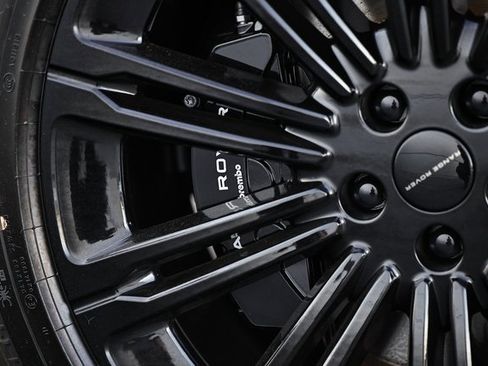 New 2026 Land Rover Range Rover SE image 15