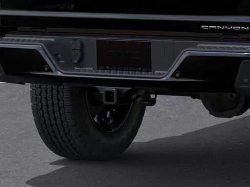 New 2026 GMC Canyon Denali AWD/4WD image 17