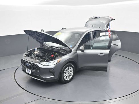 Used 2025 Ford Escape Active FWD image 42