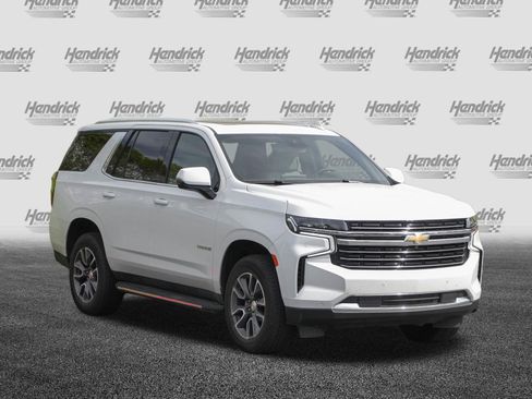Used 2024 Chevrolet Tahoe LT w/ LT Signature Package image 2