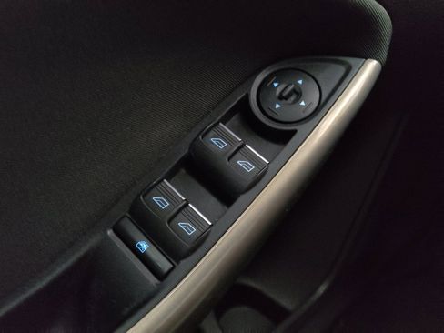 Used 2016 Ford Focus Titanium FWD image 27