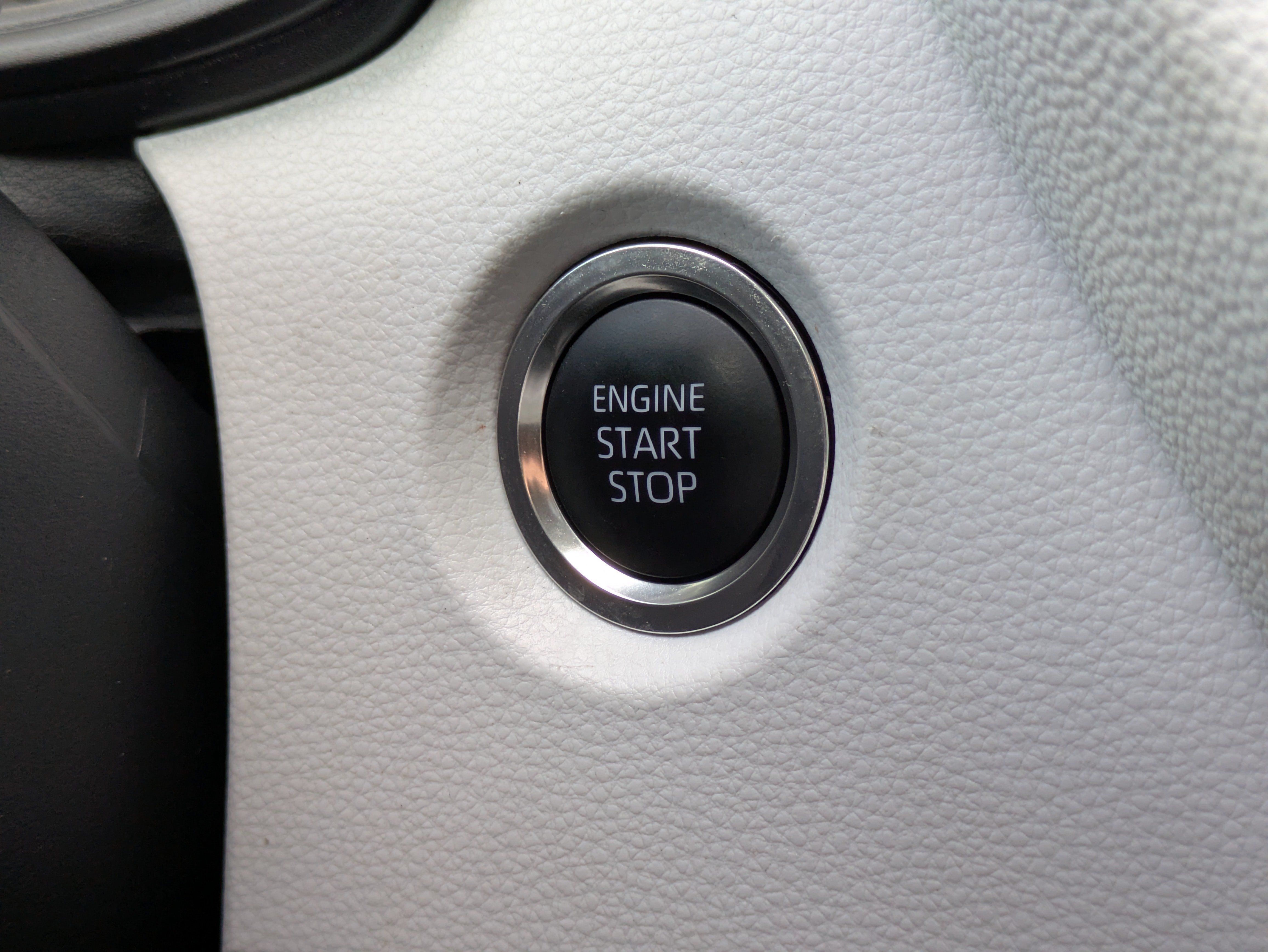 Used 2025 Toyota Corolla SE FWD image 26