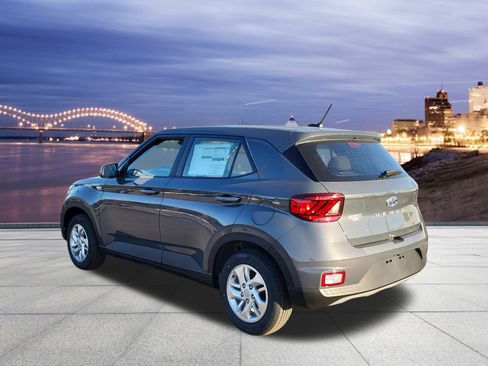 New 2026 Hyundai Venue SE image 3