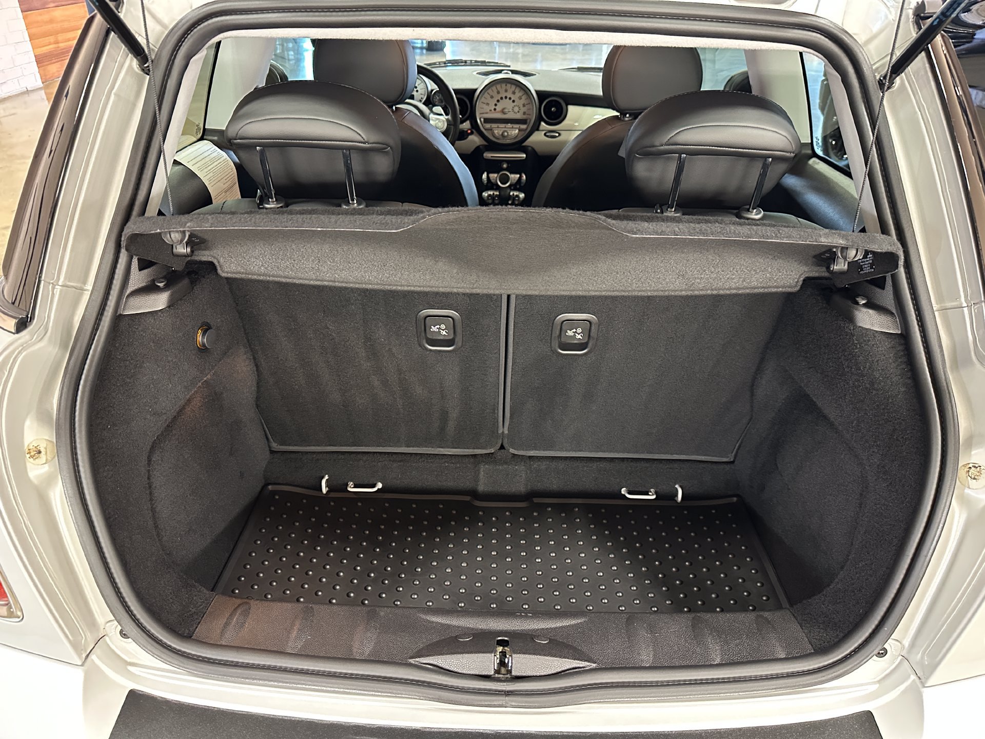 Used 2010 MINI Cooper S FWD image 35