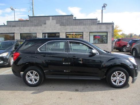 Used 2013 Chevrolet Equinox LS FWD image 2