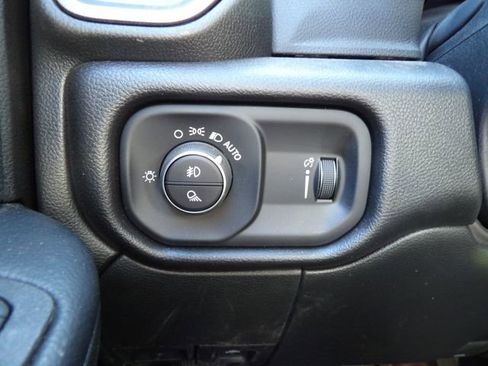 Used 2026 RAM 2500 Tradesman AWD/4WD image 16