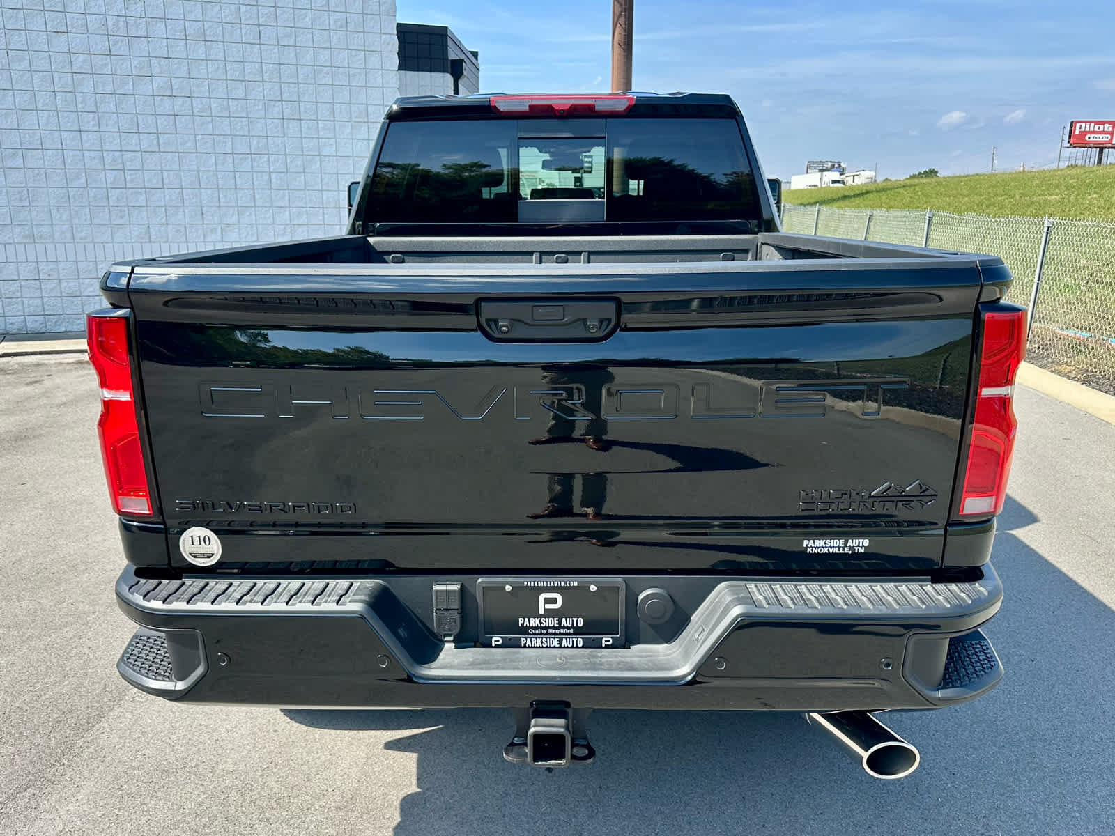Used 2026 Chevrolet Silverado 2500 High Country w/ Midnight Edition AWD/4WD image 6