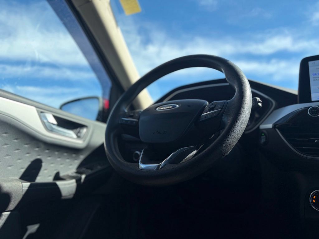 Used 2020 Ford Escape SE AWD/4WD image 37