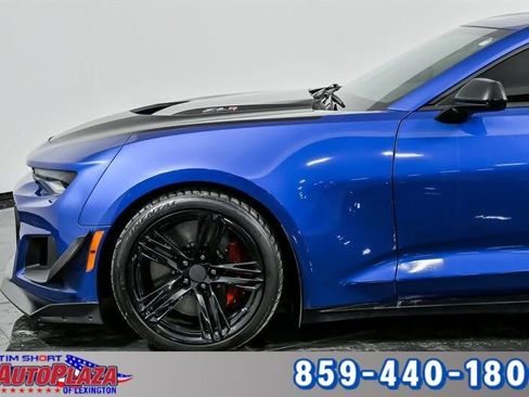 Used 2018 Chevrolet Camaro ZL1 image 9
