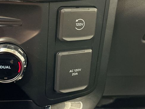 Used 2022 Ford F150 XLT w/ Equipment Group 302A High image 27