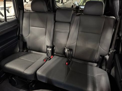 Used 2023 Lexus GX 460 Premium w/ Premium Package AWD/4WD image 33