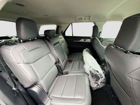 New 2026 Ford Explorer Active w/ Active Comfort Package AWD/4WD image 30