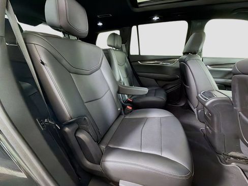 Used 2021 Cadillac XT6 Sport AWD/4WD image 31