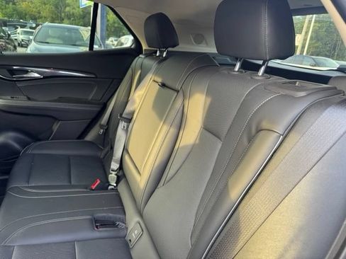 Used 2023 Buick Envision Essence FWD image 9