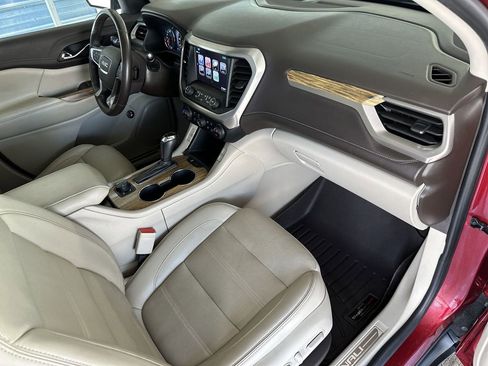 Used 2019 GMC Acadia Denali w/ Technology Package image 41