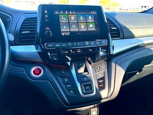 Used 2023 Honda Odyssey Sport image 32