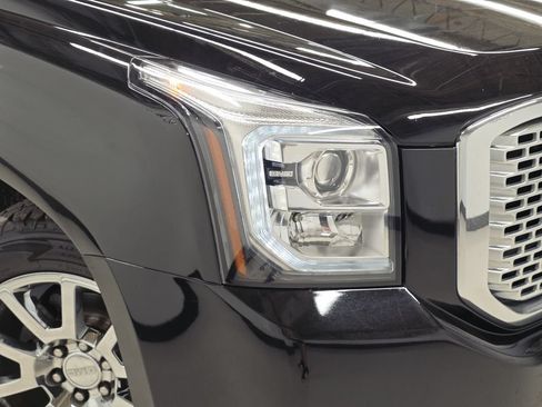 Used 2016 GMC Yukon XL Denali w/ Open Road Package AWD/4WD image 53