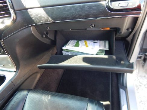 Used 2019 Jeep Grand Cherokee High Altitude image 17