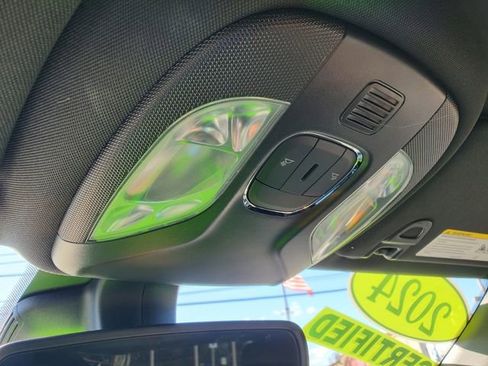 Certified 2024 Jeep Compass Latitude image 19