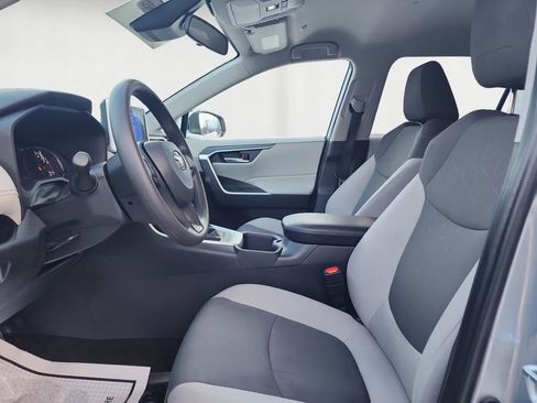 Certified 2025 Toyota RAV4 XLE image 9