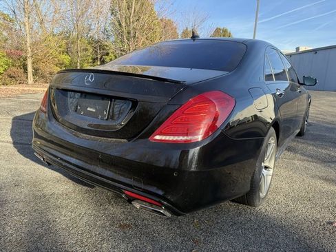 Used 2017 Mercedes-Benz S 550 4MATIC Sedan image 4