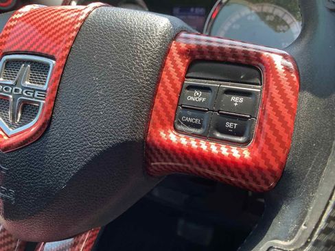Used 2011 Dodge Durango Crew RWD image 26