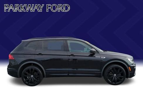 Used 2020 Volkswagen Tiguan SE R-Line AWD/4WD image 6