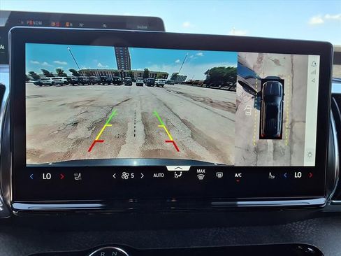 New 2026 Ford Expedition Tremor image 16