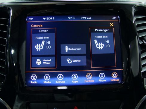 Used 2019 Jeep Cherokee Limited AWD/4WD image 13