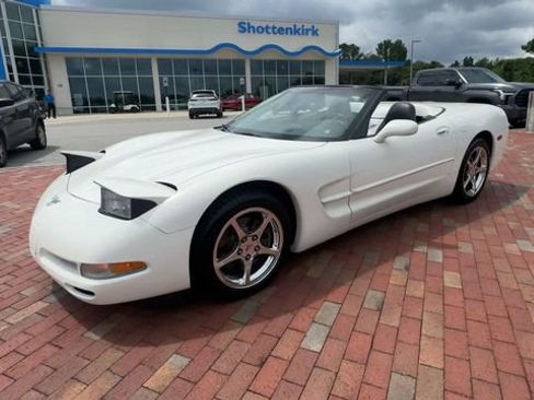 Used 2003 Chevrolet Corvette Convertible RWD image 7