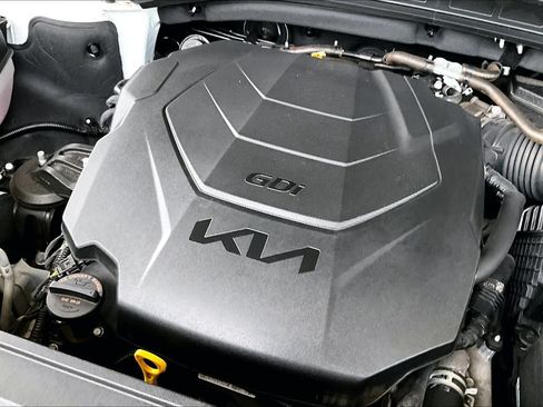 Used 2025 Nissan Rogue SV FWD image 30