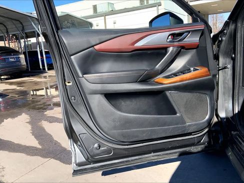 Used 2017 MAZDA CX-9 Signature image 20