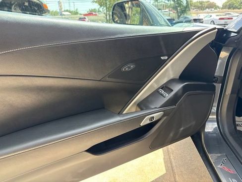 Used 2014 Chevrolet Corvette Stingray Convertible w/ Battery Protection Package RWD image 9