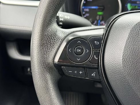 Used 2022 Toyota RAV4 LE AWD/4WD image 8