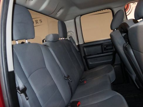 Used 2018 RAM 1500 Express image 61