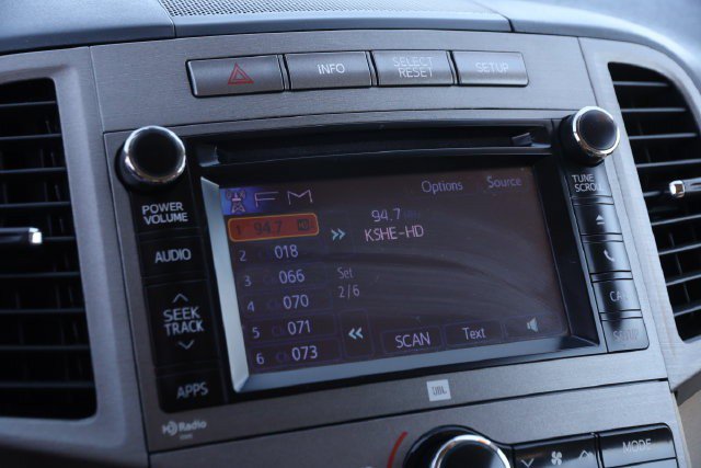 Used 2013 Toyota Venza XLE w/ XLE Premium Pkg AWD/4WD image 19
